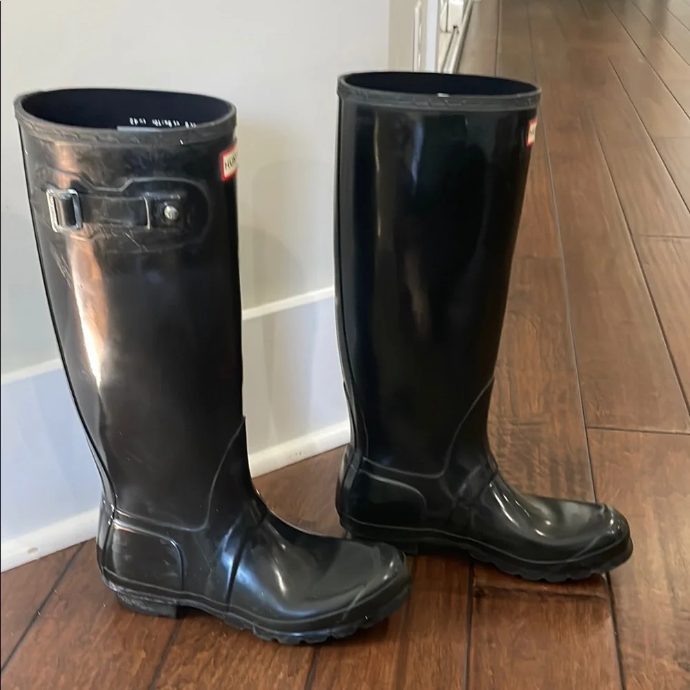 Hunter Tall Black Rain Boots - Picture 11 of 15